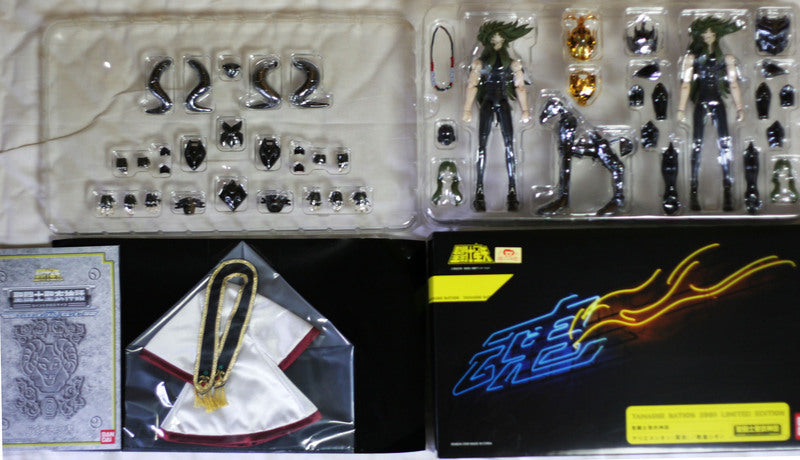 Gelenkfigur - Saint Seiya - Tamashii Nation Japan - Black Shion + Supreeme Pontiff "Convention Exclusive"