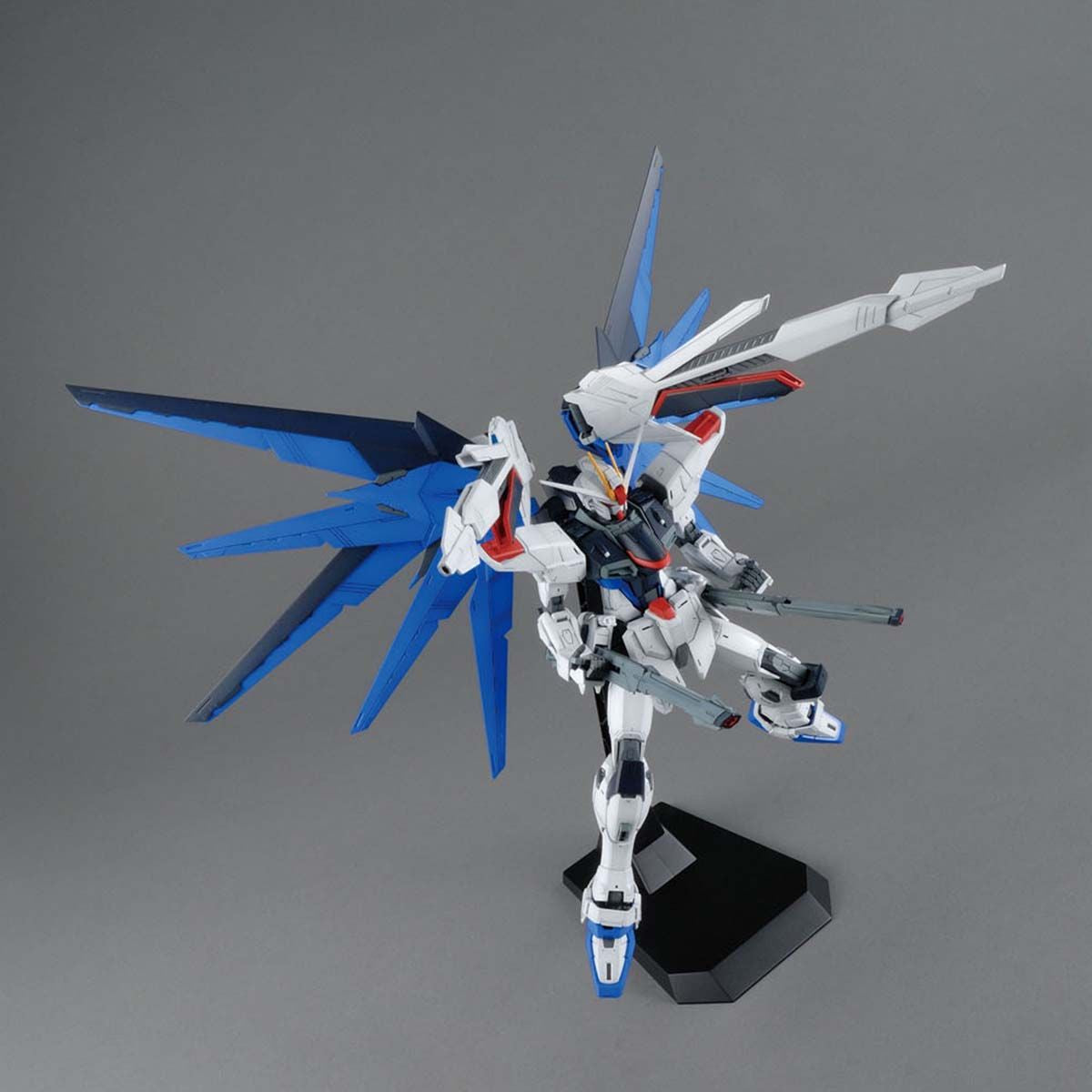 Modell - Master Grade - Gundam - Freedom ver. 2.0