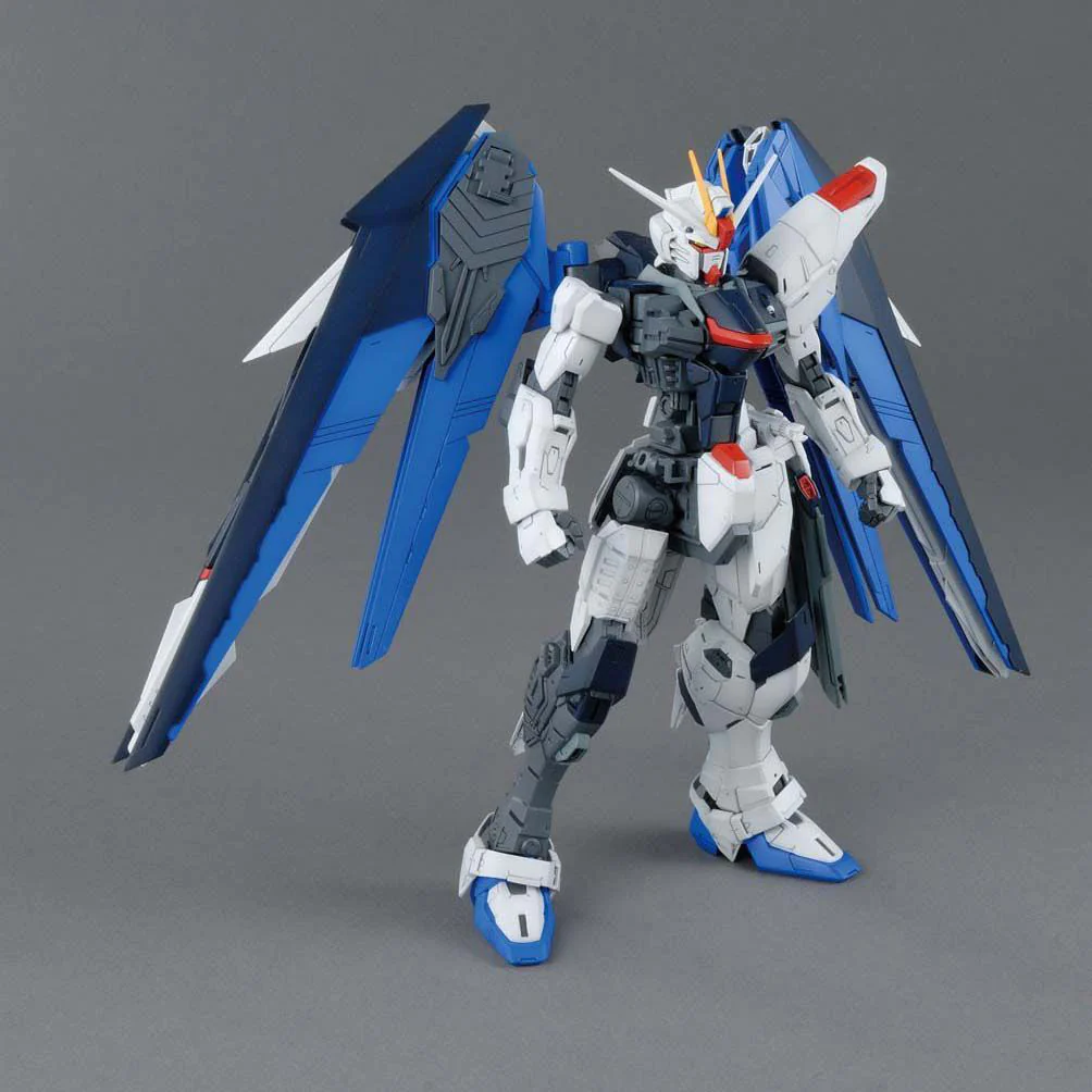 Modell - Master Grade - Gundam - Freedom ver. 2.0