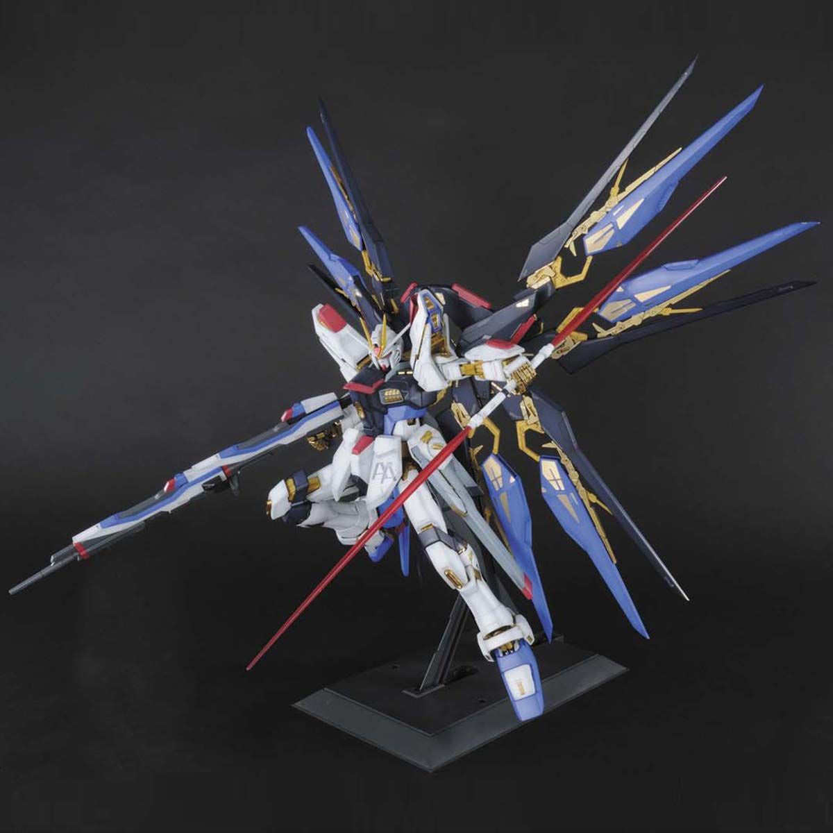 Modell - Perfect Grade - Gundam - Strike Freedom Gundam