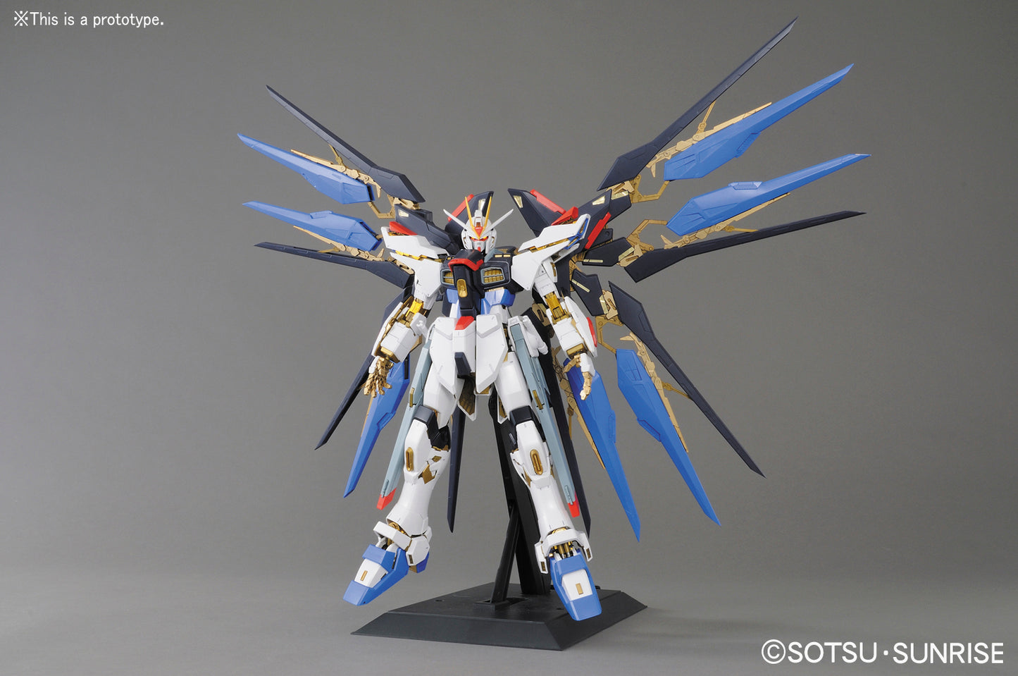 Modell - Perfect Grade - Gundam - Strike Freedom Gundam